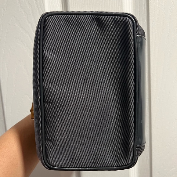 Authentic GG bamboo vanity purse - Picture 4 of 15